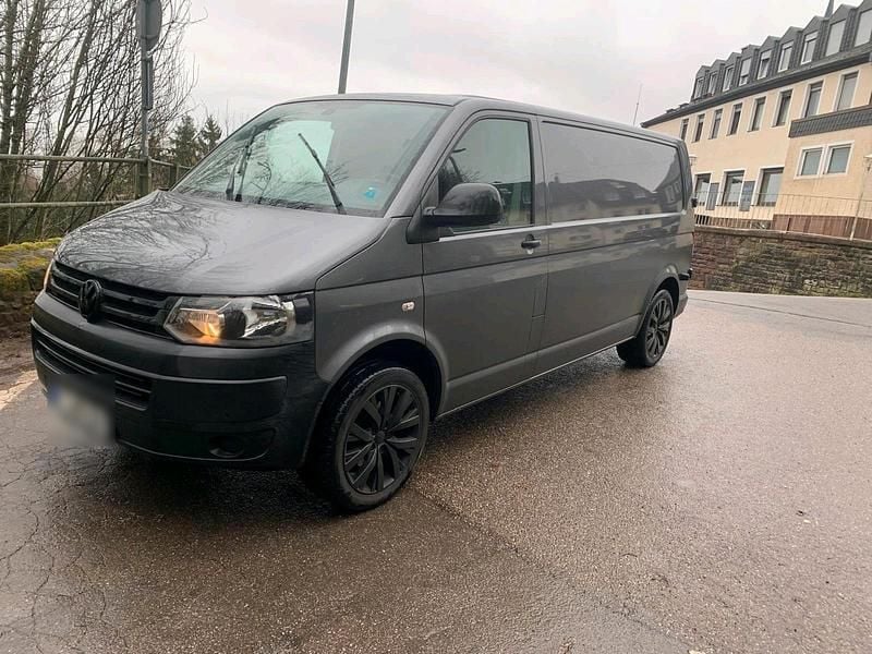 Gebraucht VW T6 140 PS (102 kW) 2015 Grau Van