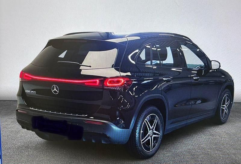 Gebraucht Mercedes EQA250 AMG 139 kW (190 PS) 2022 Schwarz SUV