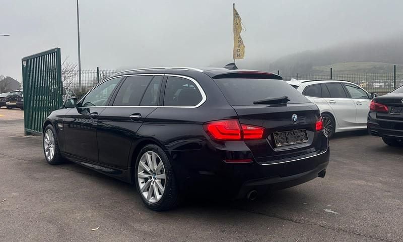 Gebraucht BMW 535 M Sport 313 PS (230 kW) 2012 Blau Kombi