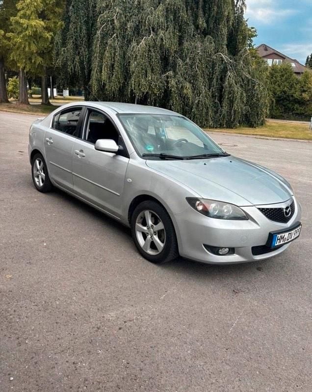 Silber Gebraucht 2004 Mazda 3 Limousine | 2.100 € (Guter Preis) - Bild 1/4