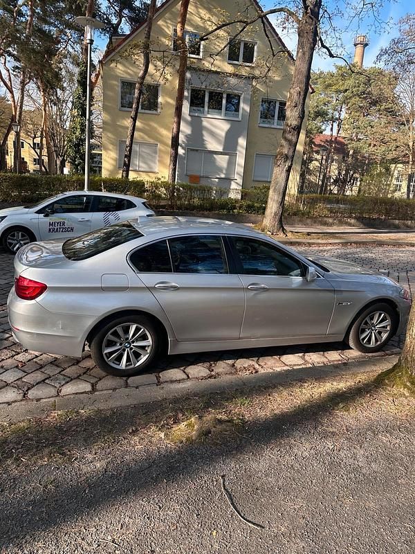 Gebraucht BMW 523 204 PS (150 kW) 2010 Grau Limousine
