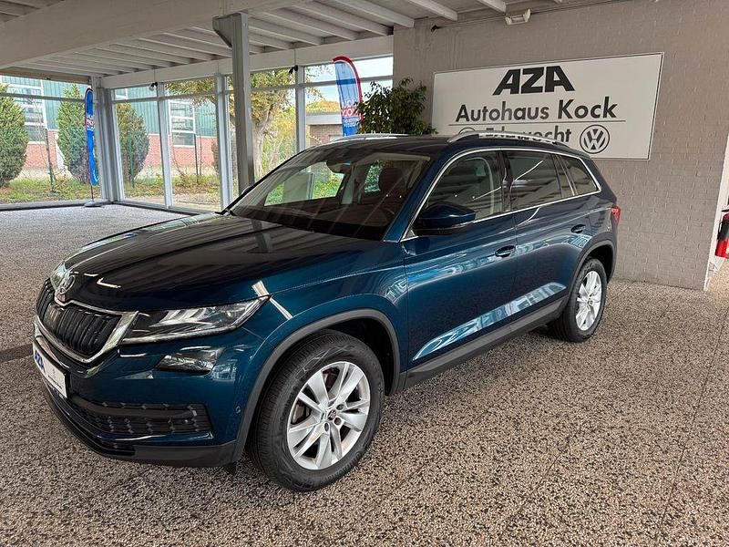 Blau Gebraucht 2018 Skoda Kodiaq Style SUV | 25.980 € (Fairer Preis) - Bild 1/4