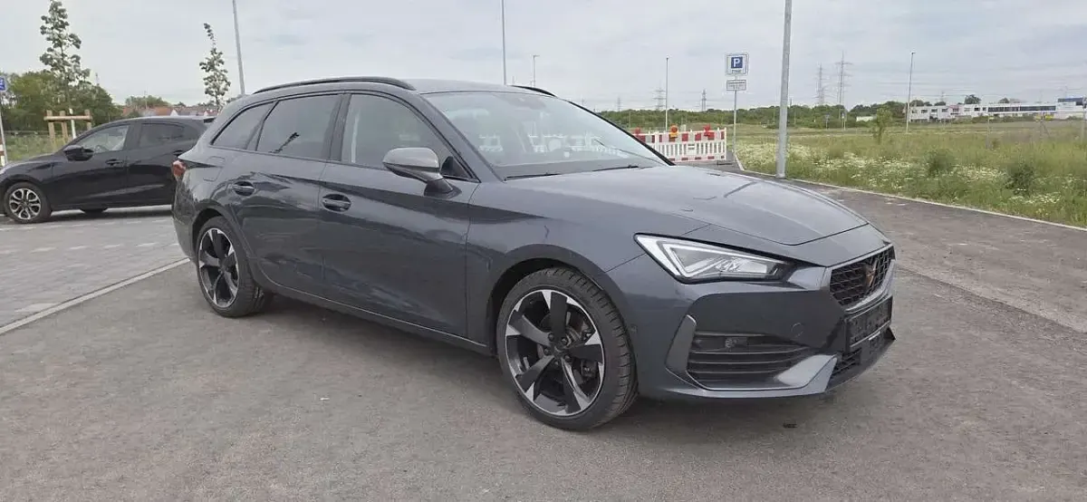 Gebraucht Cupra Leon 150 PS (110 kW) 2023 Magnetic tech Kombi