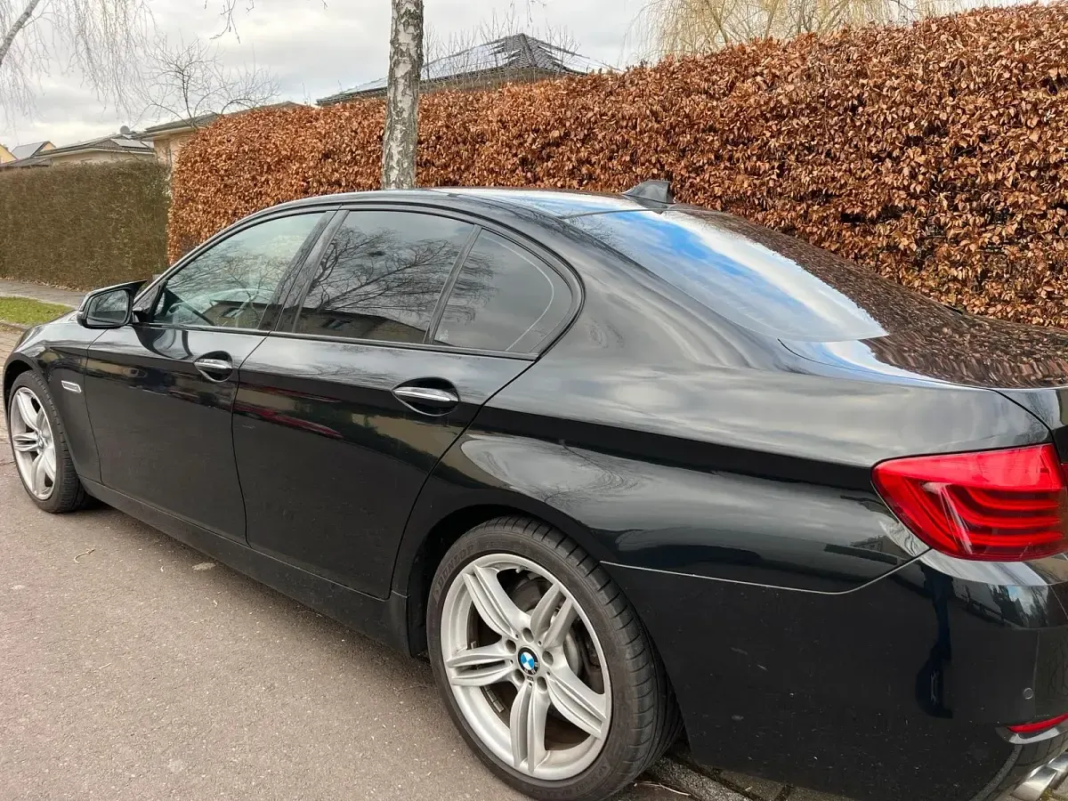 Gebraucht BMW 528 245 PS (180 kW) 2013 Schwarz Limousine
