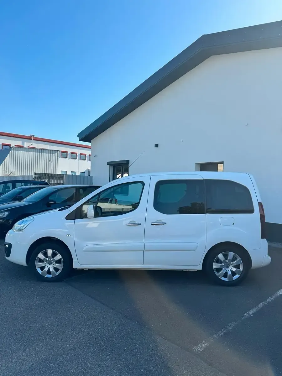 Gebraucht Citroën Berlingo 98 PS (72 kW) 2018 Weiß Van / Kleinbus