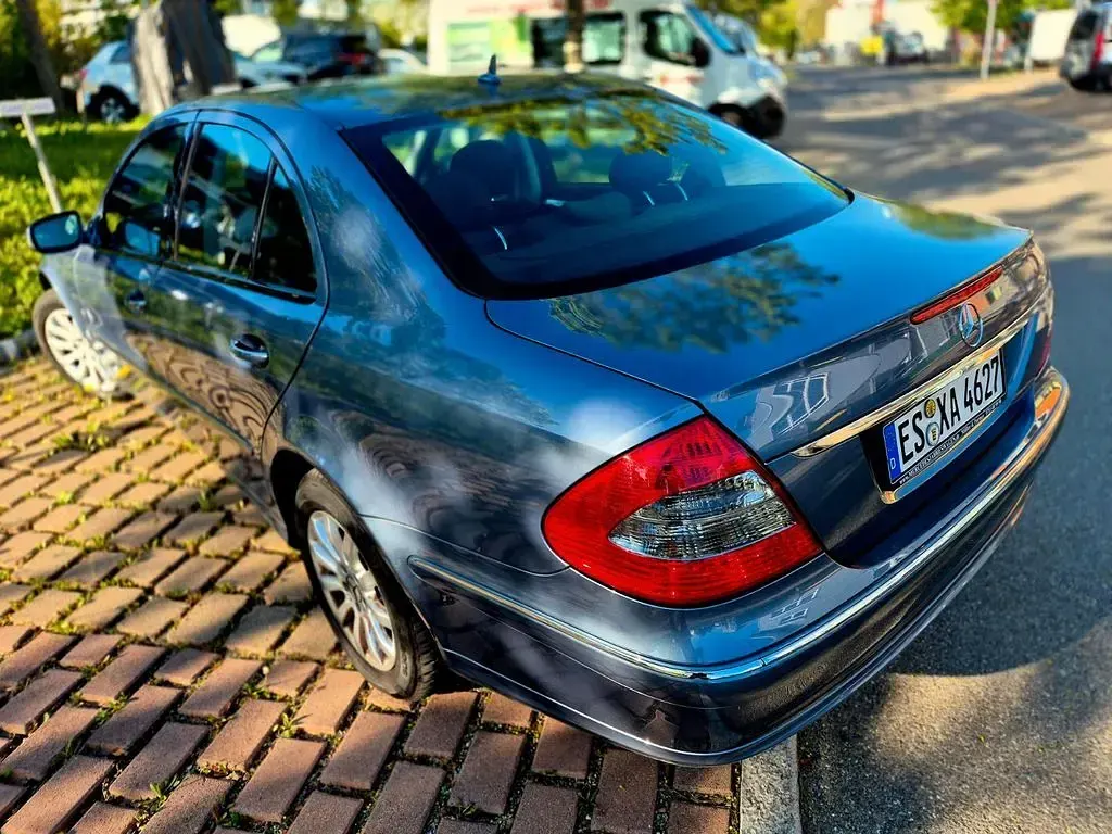 Gebraucht Mercedes E200 184 PS (135 kW) 2006 Grau Limousine