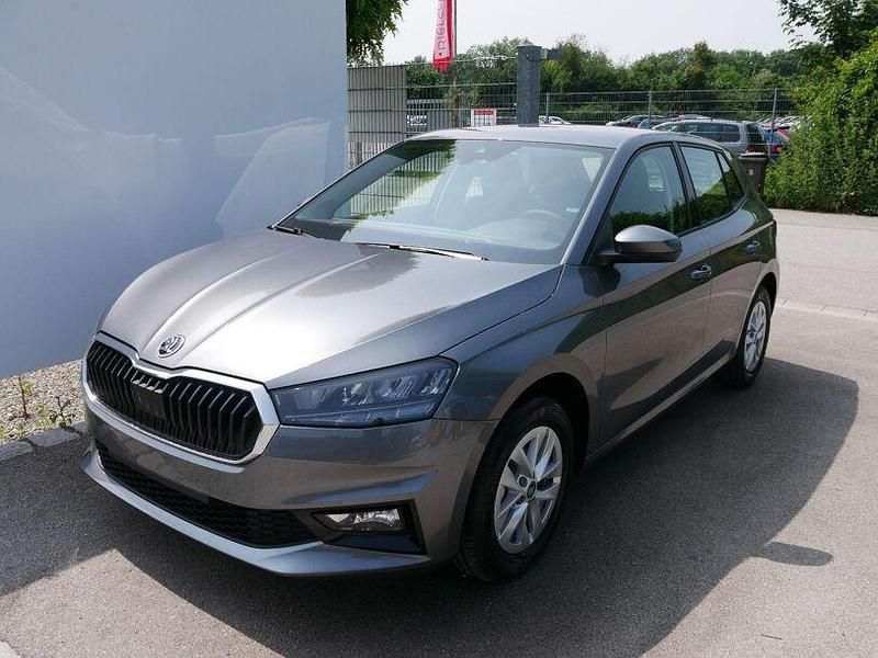 Grau Neu 2025 Skoda Fabia | 20.490 € (Fairer Preis) - Bild 1/4