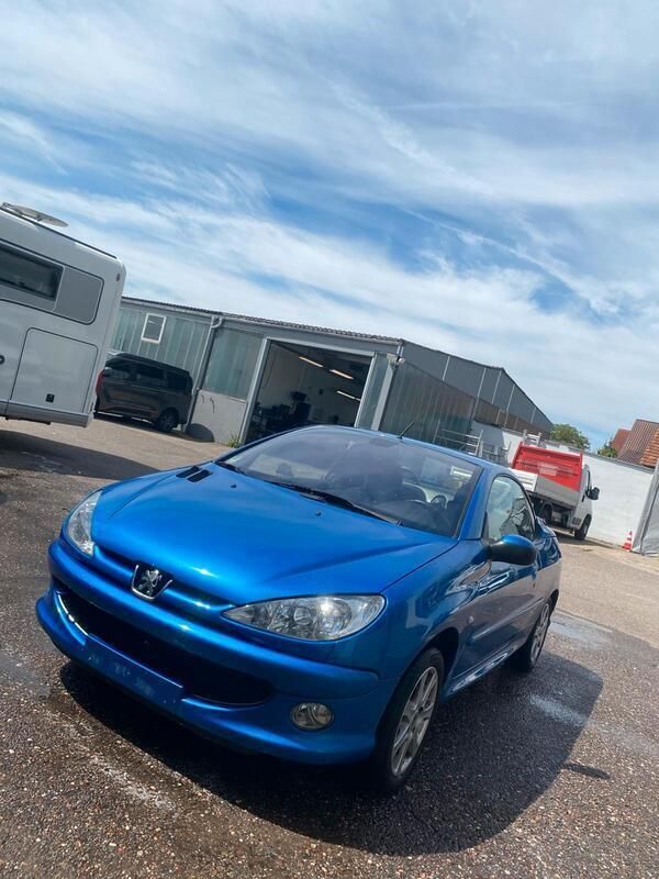 Blau Gebraucht 2003 Peugeot 206 CC Cabrio | 3.400 € (Teuer) - Bild 1/4