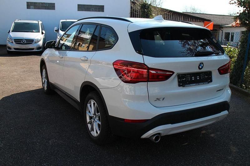 Gebraucht BMW X1 Advantage 136 PS (100 kW) 2021 Alpinweiss iii SUV