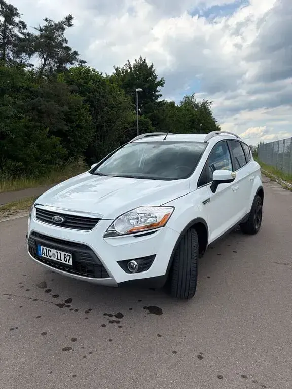 Gebraucht Ford Kuga 200 PS (147 kW) 2009 Weiß SUV