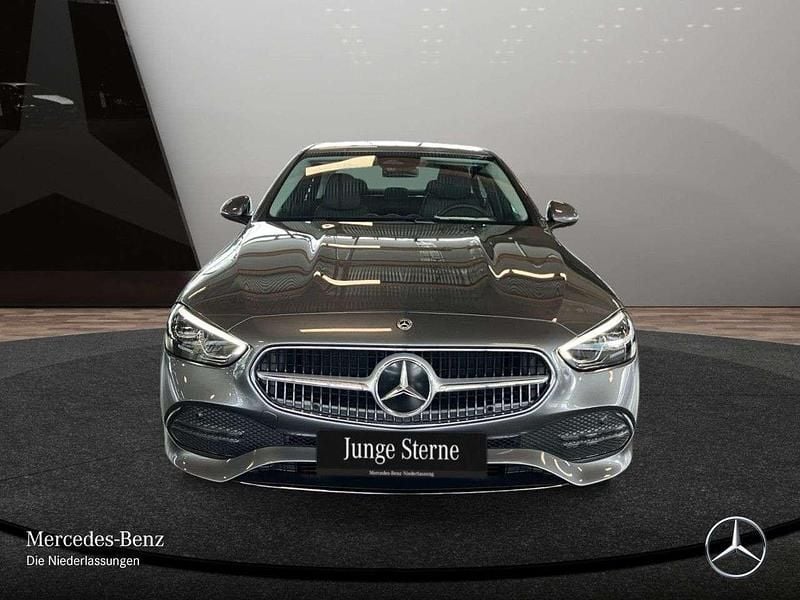 Gebraucht Mercedes C180 Avantgarde 170 PS (125 kW) 2025 Grau Limousine