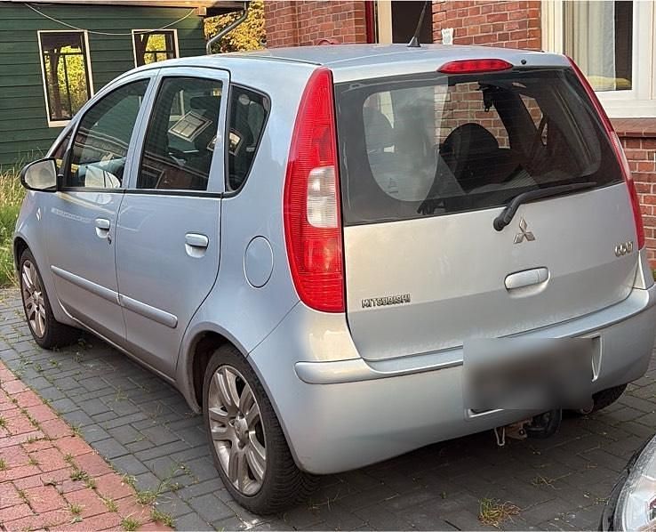 Gebraucht Mitsubishi Colt 75 PS (55 kW) 2007 Blau Kleinwagen