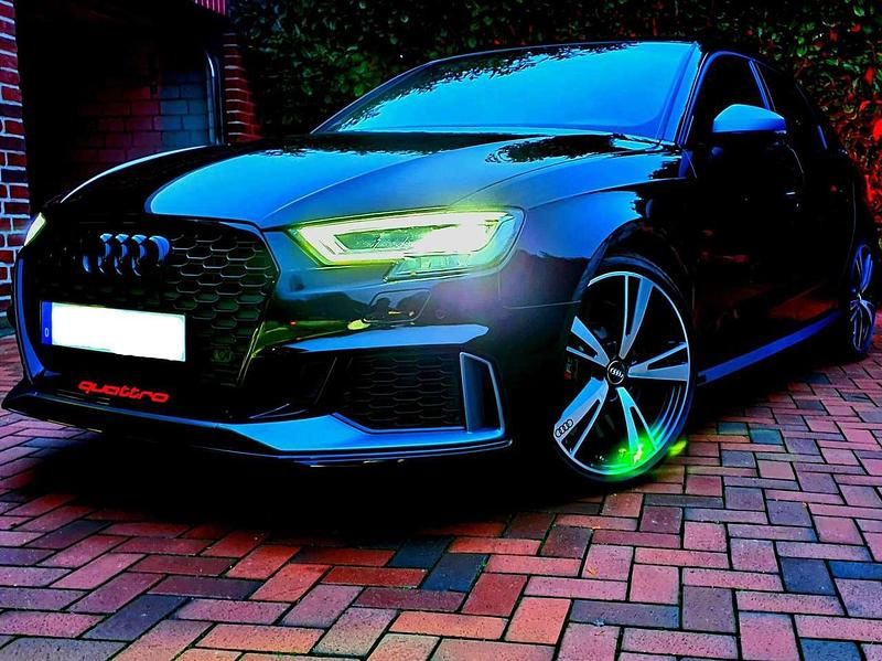 Second-hand Audi RS3 Design 400 CP (294 kW) 2019 Negru Berlinǎ