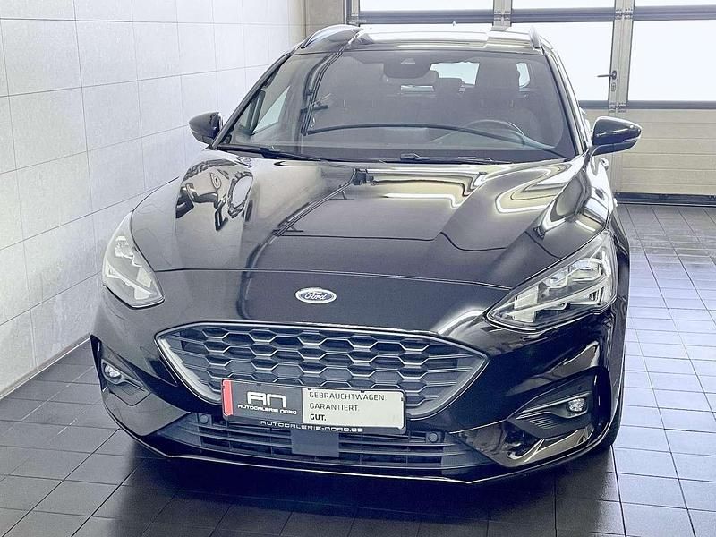 Gebraucht Ford Focus ST-Line 182 PS (133 kW) 2019 Schwarz Kombi