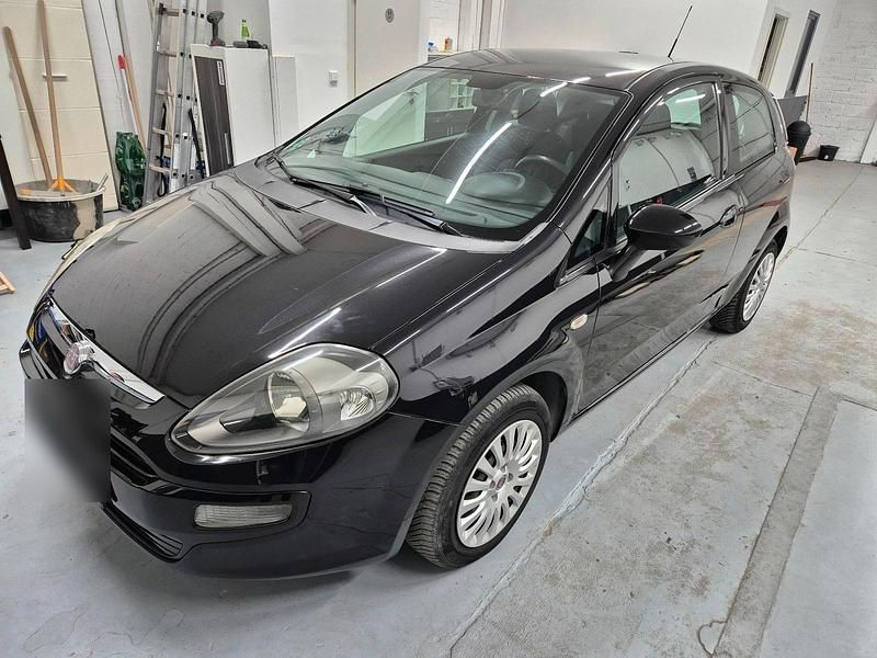 Gebraucht Fiat Punto 2011 Schwarz Kleinwagen