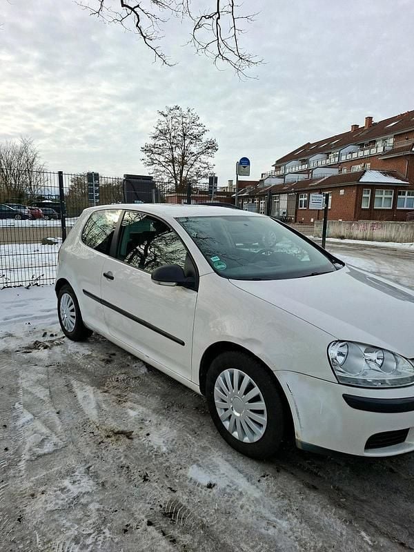 Gebraucht VW Golf V 105 PS (77 kW) 2007 Weiß Kleinwagen