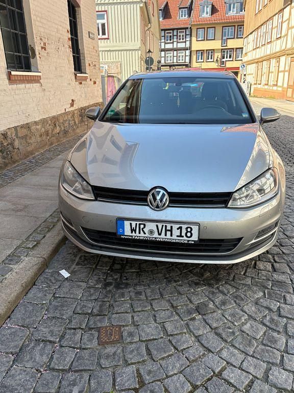 Silber Gebraucht 2013 VW Golf Limousine | 9.000 € (Guter Preis) - Bild 1/4