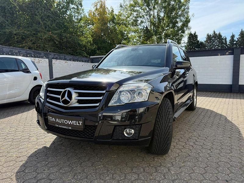 Schwarz Gebraucht 2009 Mercedes GLK280 SUV | 9.900 € (Fairer Preis) - Bild 1/4