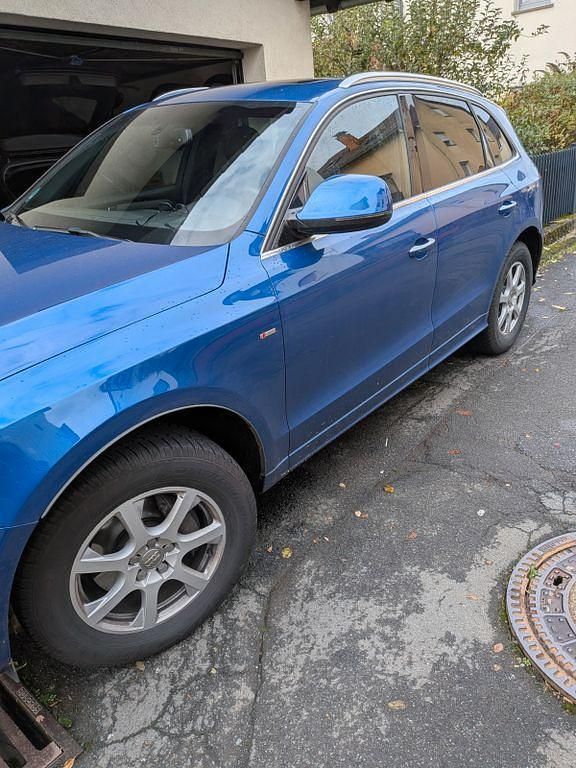 Blau Gebraucht 2017 Audi Q5 S-Line SUV | 14.900 € - Bild 1/4