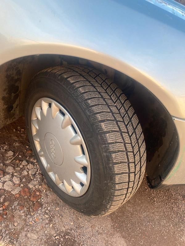 Gebraucht Audi A4 110 PS (80 kW) 2000 Silber Limousine