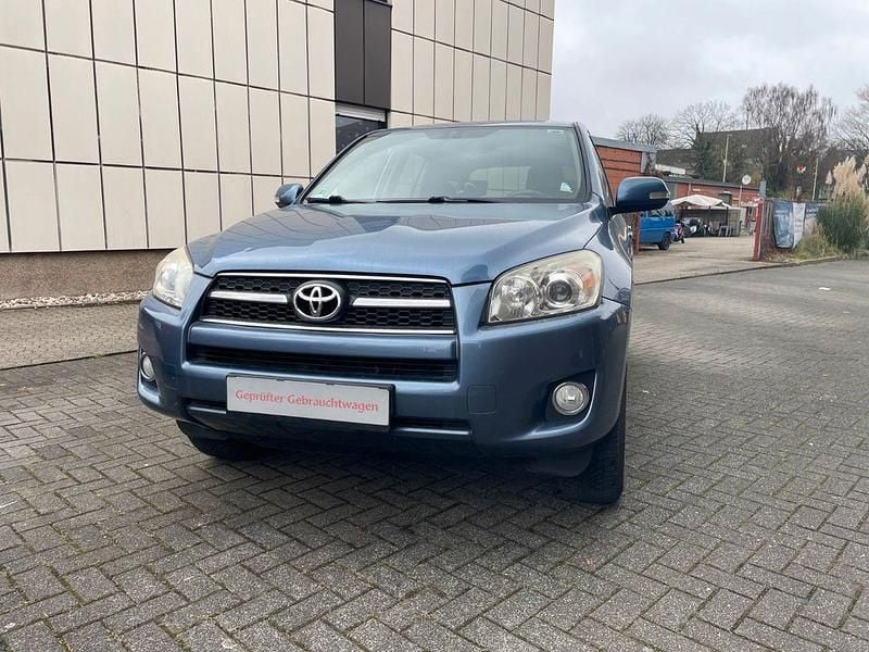 Blau Gebraucht 2009 Toyota RAV4 Sol SUV | 8.495 € (Guter Preis) - Bild 1/3