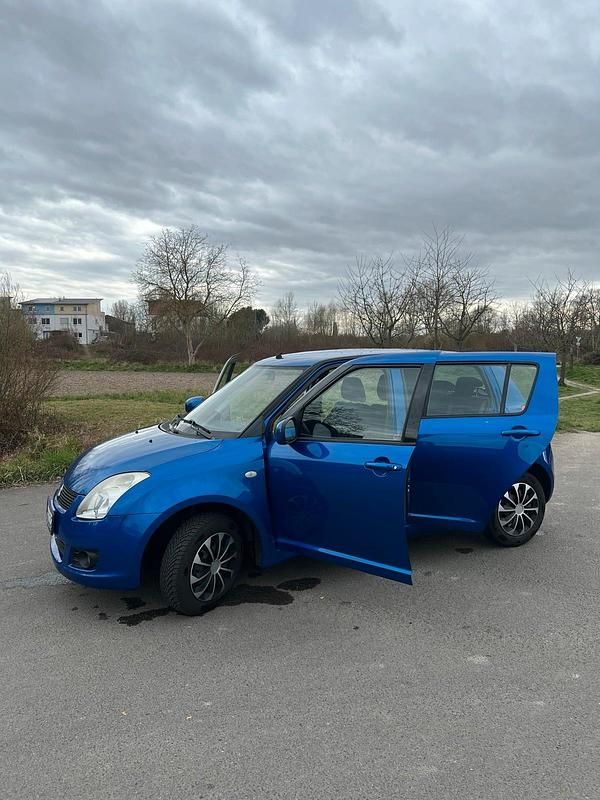 Gebraucht Suzuki Swift 92 PS (67 kW) 2008 Blau Kleinwagen