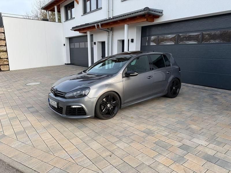 Gebraucht VW Golf VI R 271 PS (199 kW) 2011 Grau Kleinwagen