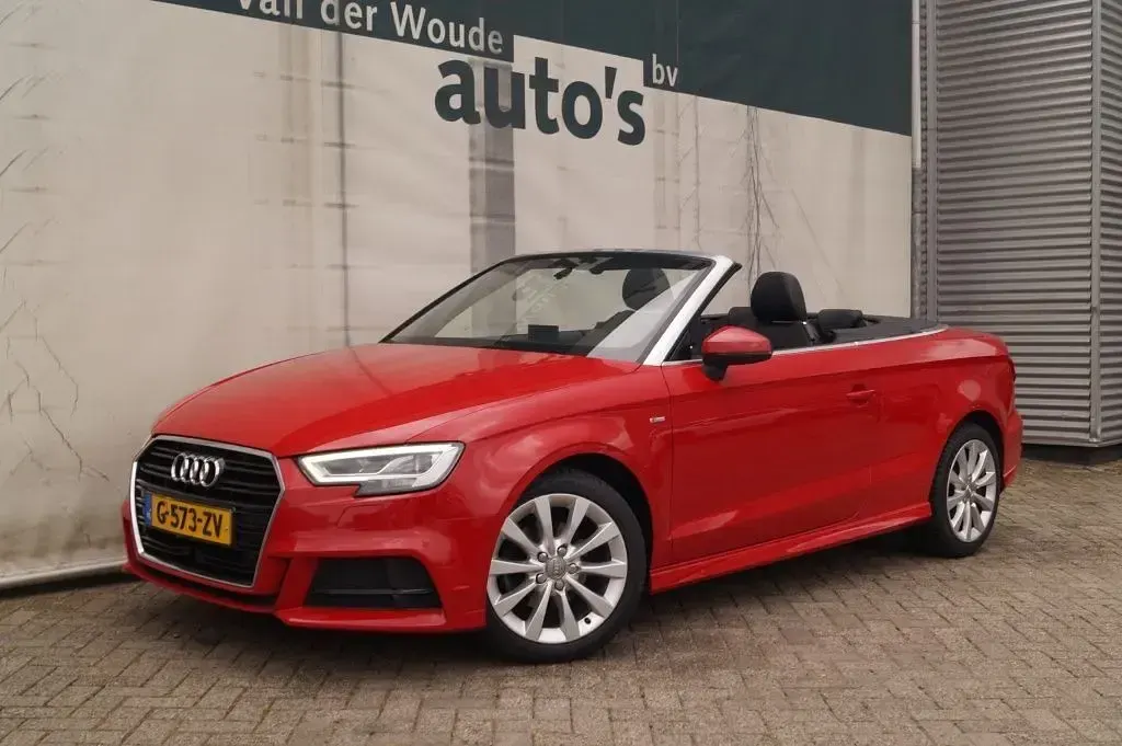 Gebraucht Audi A3 Cabriolet S-Line 150 PS (110 kW) 2020 Rot Cabrio