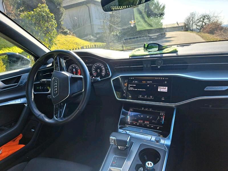 Gebraucht Audi A6 Sport 204 PS (150 kW) 2020 Schwarz Kombi