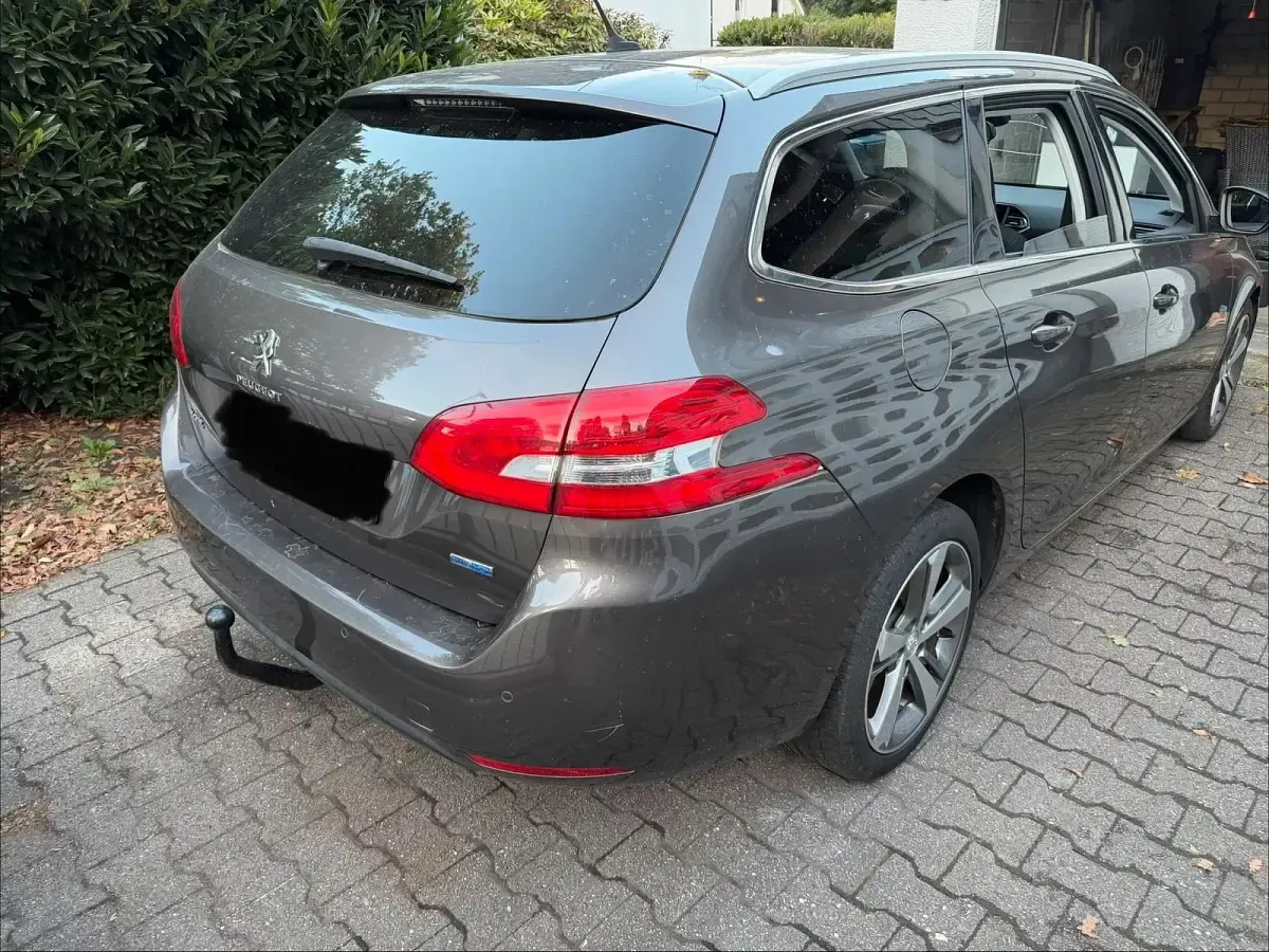 Gebraucht Peugeot 308 150 PS (110 kW) 2014 Braun Kombi