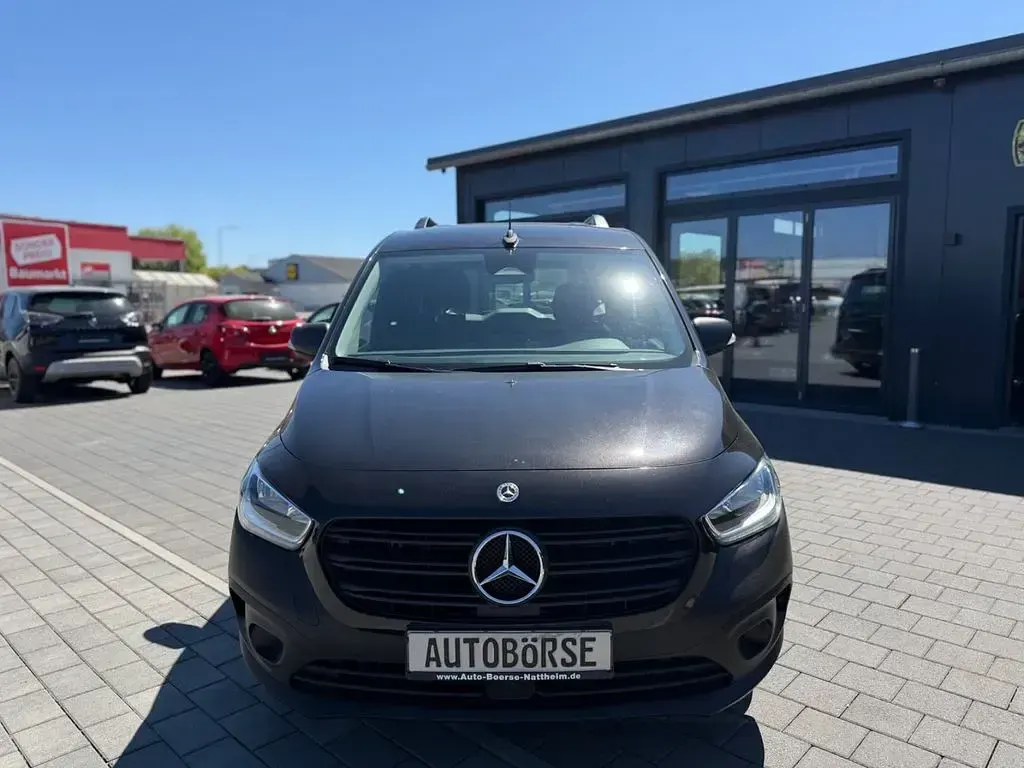 Gebraucht Mercedes Citan 110 95 PS (69 kW) 2021 Dravitschwarz Kombi