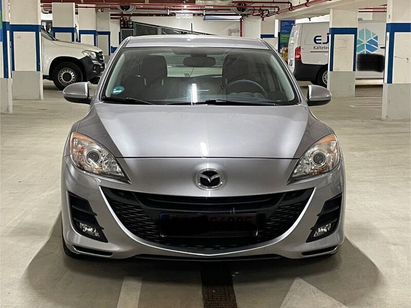Silber Gebraucht 2011 Mazda 3 Exclusive-Line Limousine | 5.980 € (Guter Preis) - Bild 1/4