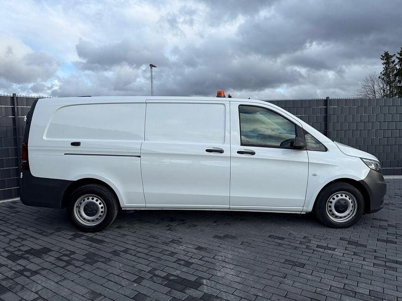 Gebraucht Mercedes Vito 136 PS (100 kW) 2020 Weiß Van