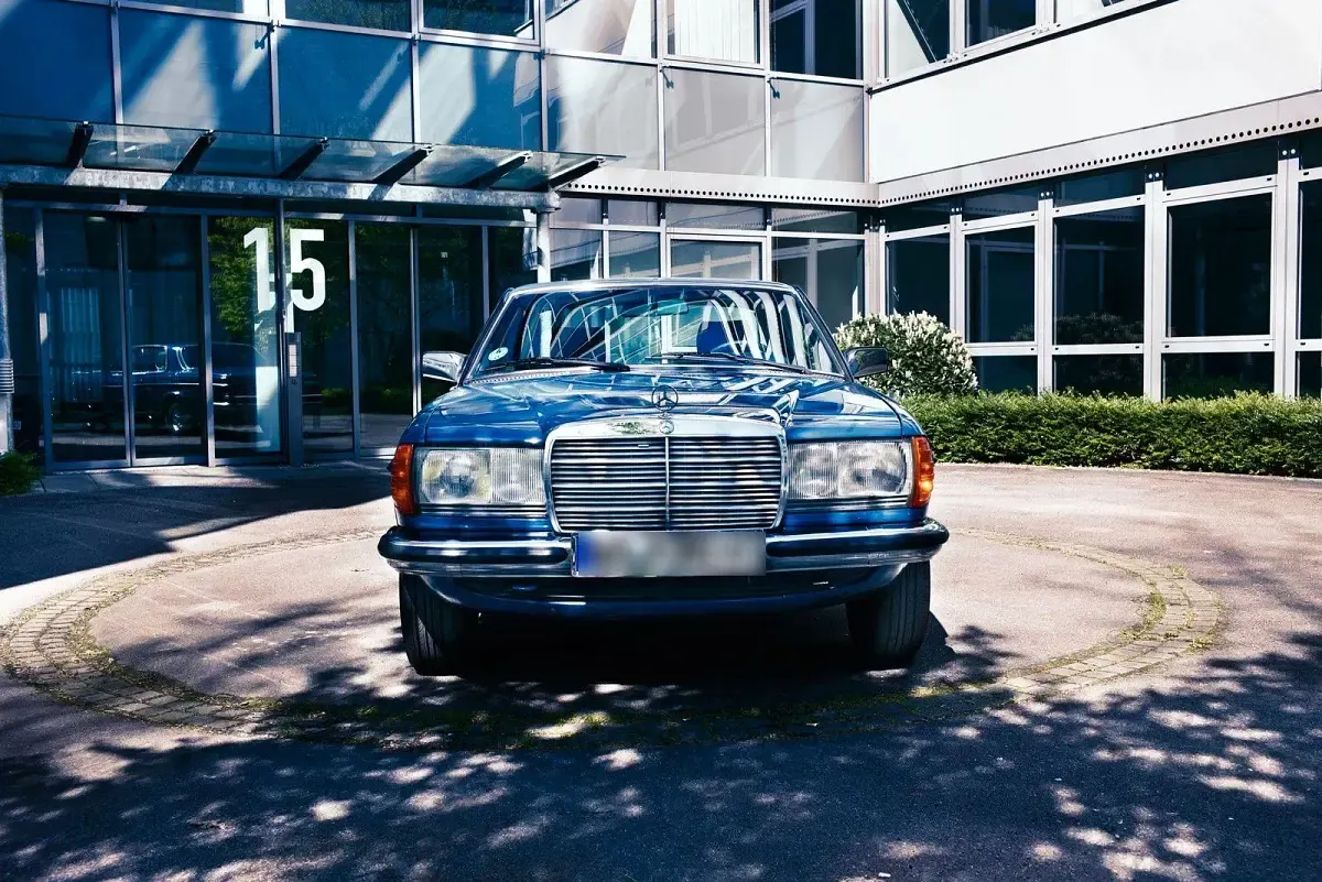 Gebraucht Mercedes 280 177 PS (130 kW) 1980 Blau Coupé