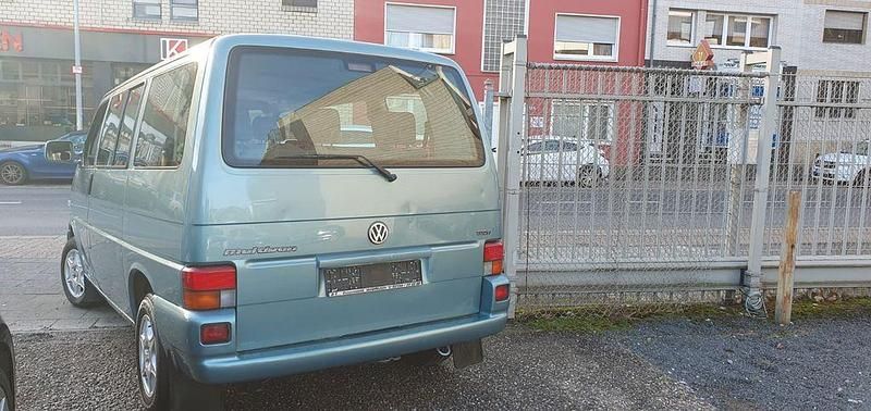 Gebraucht VW Multivan 102 PS (75 kW) 2000 Grün Van