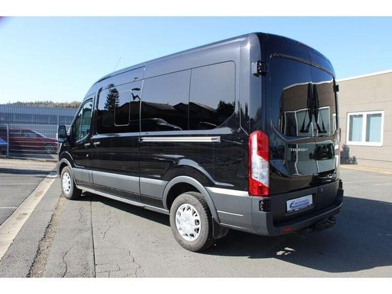 Gebraucht Ford Transit Trend 170 PS (125 kW) 2017 Iridiumschwarz metallic Kombi