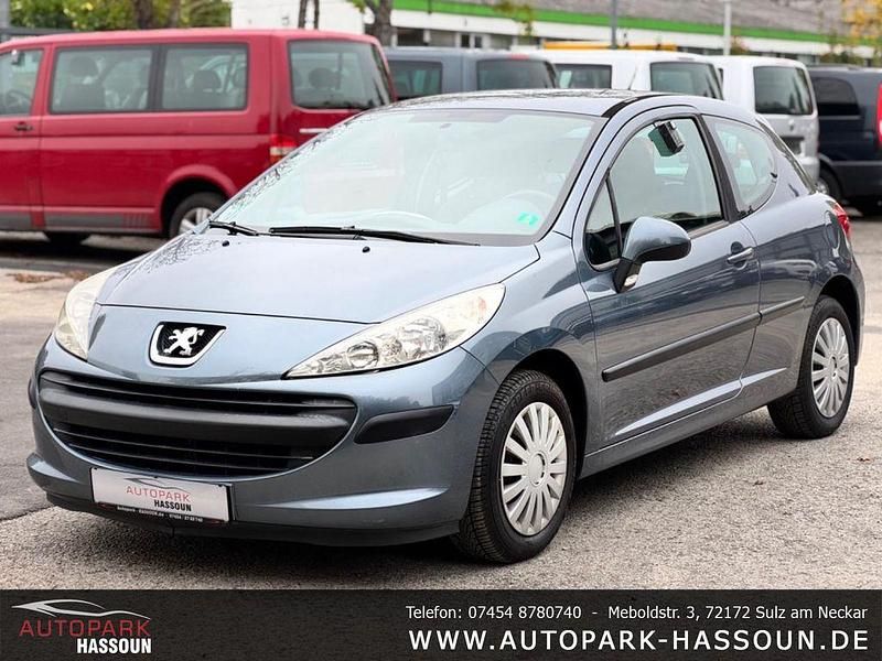 Lackierung eisengrau/lackieru Gebraucht 2006 Peugeot 207 Tendance Limousine | 2.999 € (Teuer) - Bild 1/4