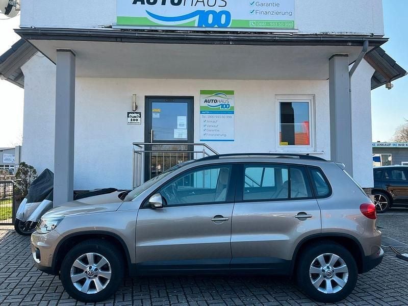 Gebraucht VW Tiguan Track & Field 140 PS (102 kW) 2012 Beige SUV