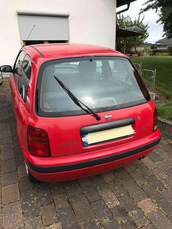 Rot Gebraucht 1996 Nissan Micra Kleinwagen | 620 € (Guter Preis) - Bild 1/4