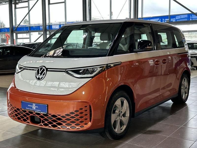 Gebraucht VW ID. Buzz Pro 150 kW (204 PS) 2024 Orange orange + weiß (metallic) Van / Kleinbus
