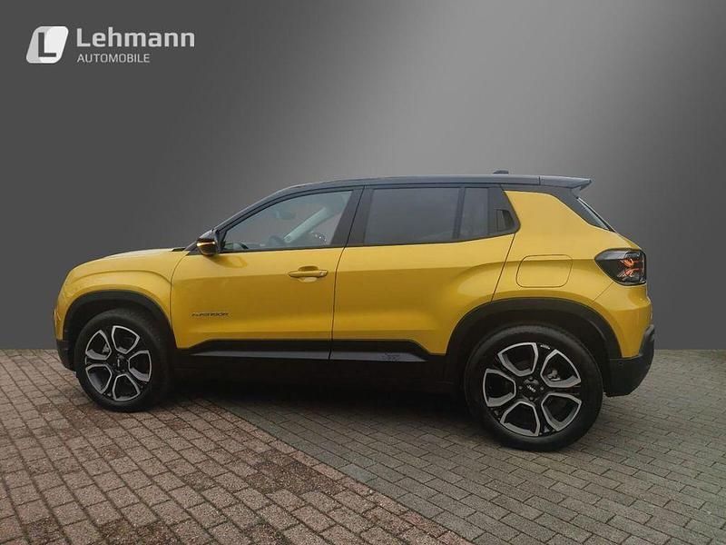 Neu Jeep Avenger Summit 110 PS (80 kW) 2026 Gelb SUV