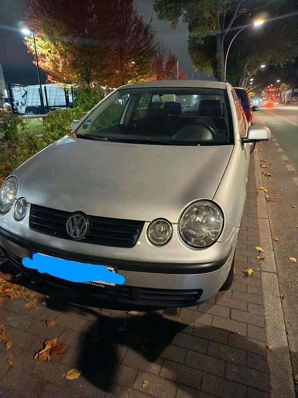 Gebraucht VW Golf IV 59 PS (43 kW) 2003 Silber Kleinwagen
