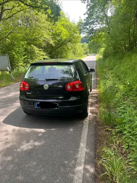 Gebraucht VW Golf IV 75 PS (55 kW) 2005 Schwarz Limousine