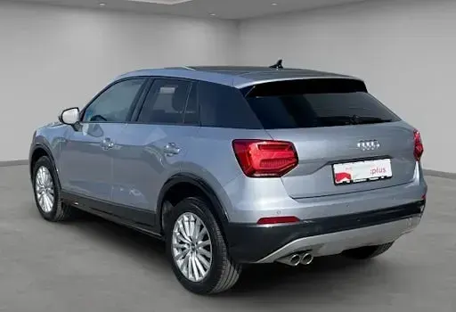 Gebraucht Audi Q2 Design 150 PS (110 kW) 2020 Silber SUV