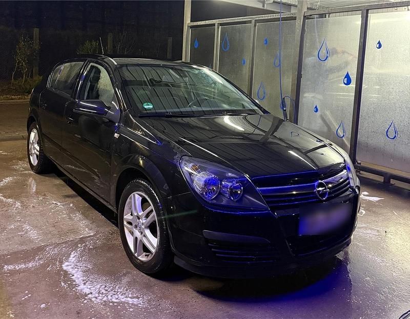 Schwarz Gebraucht 2007 Opel Astra Kleinwagen | 800 € (Guter Preis) - Bild 1/4