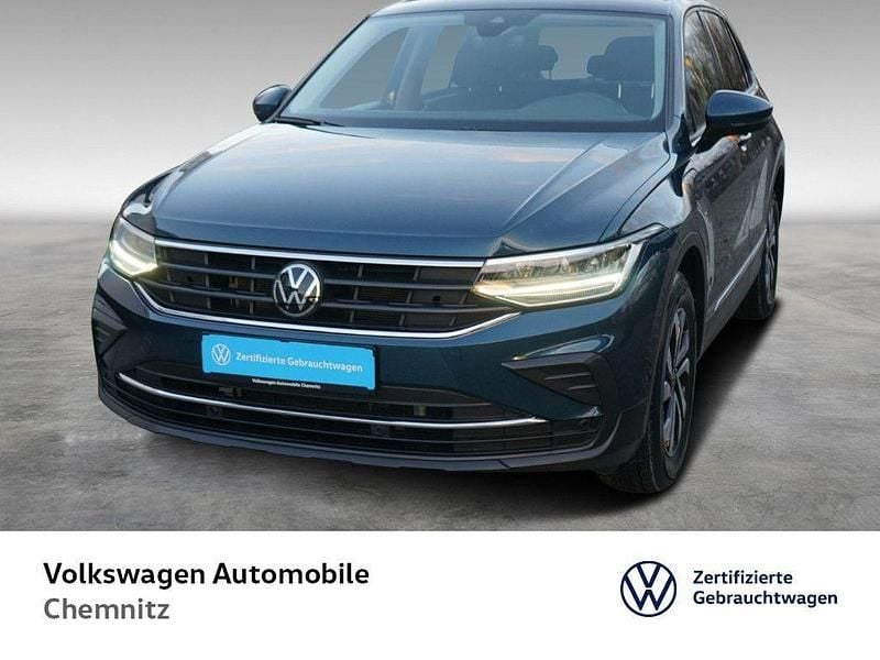 Gebraucht VW Tiguan Active 245 PS (180 kW) 2022 Blau SUV