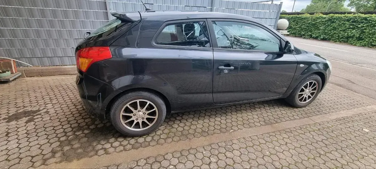 Occasion Kia Ceed 125 ch (91 kW) 2009 Noir Citadine