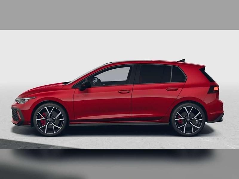 Neu VW Golf VIII GTI 265 PS (194 kW) 2026 Kings red metallic Limousine