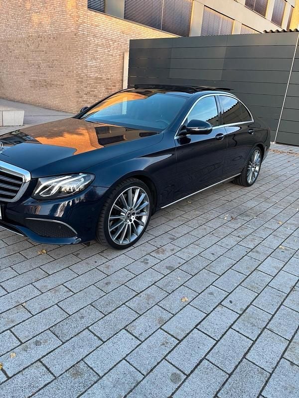 Second-hand Mercedes E400 340 CP (250 kW) 2018 Andere farben Berlinǎ