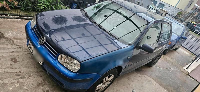 Blau Gebraucht 2003 VW Golf IV Limousine | 830 € (Guter Preis) - Bild 1/4